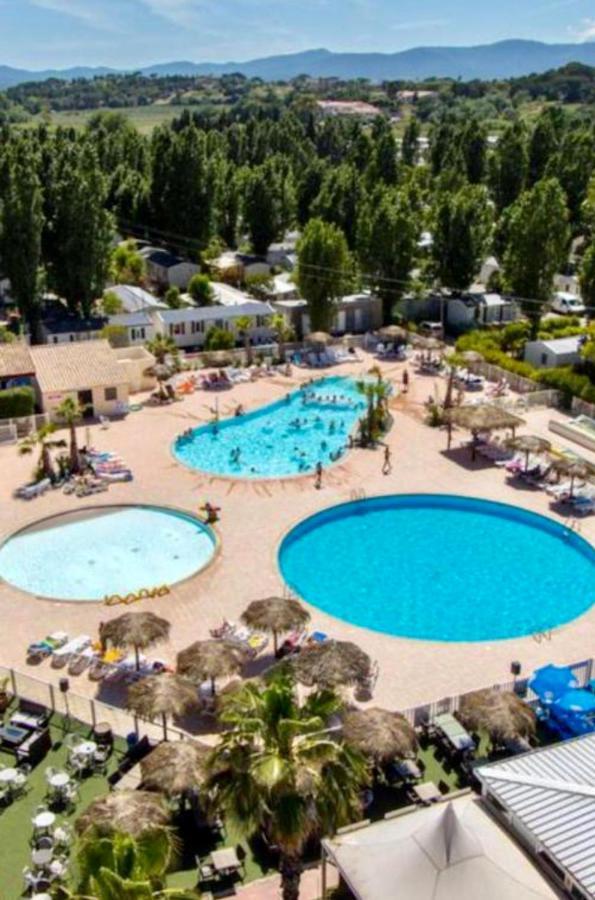 Magic Mobile Montourey, 3 Chambres, 2 Salles De Bain, Piscine Disponible Sur Place Fréjus 外观 照片